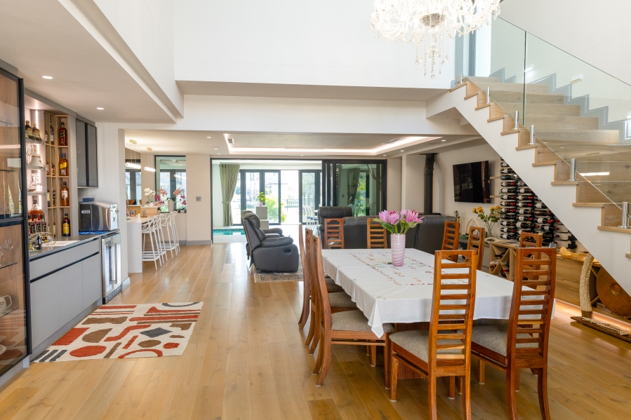 4 Bedroom Property for Sale in La Vue Western Cape